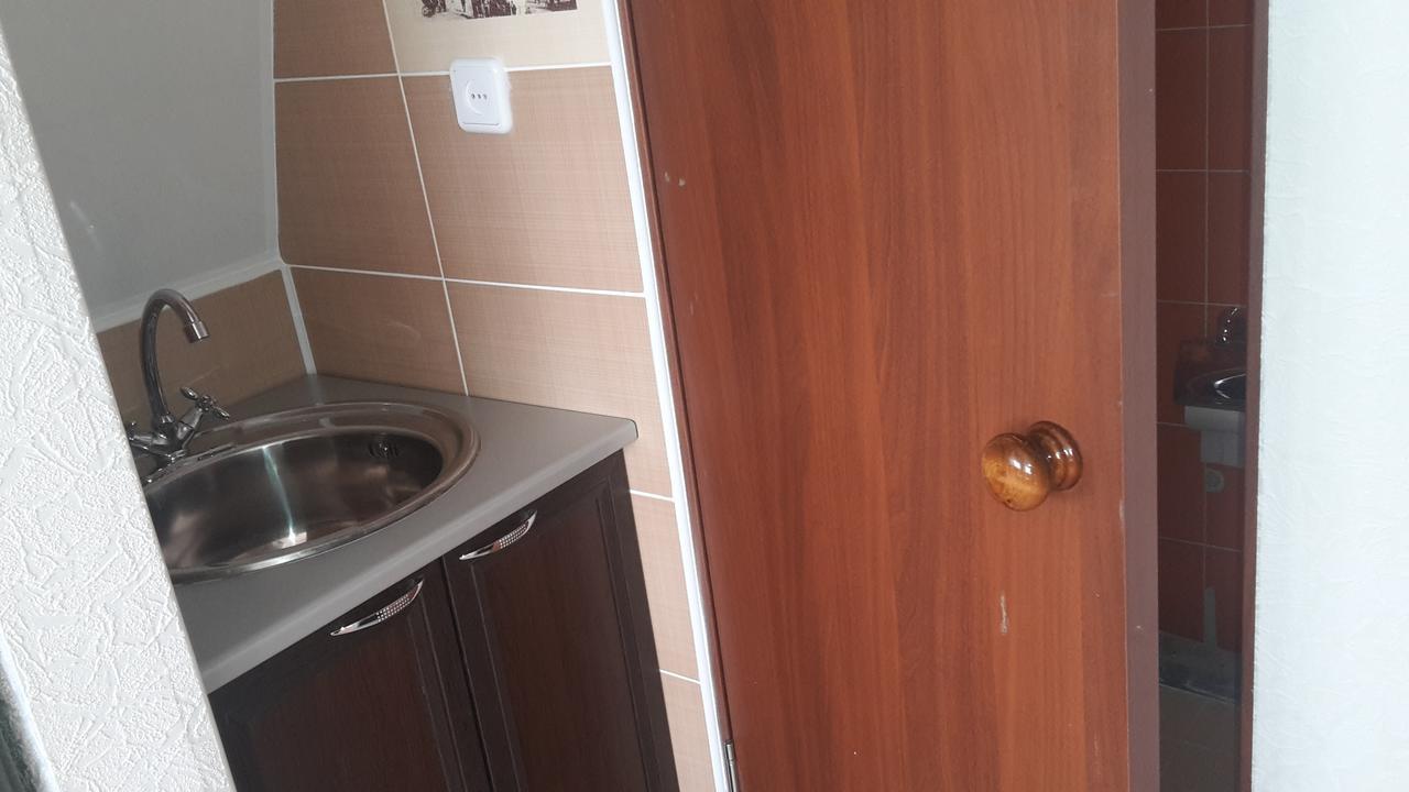Mini Hotel Na Aiaaira Sukhumi Eksteriør billede